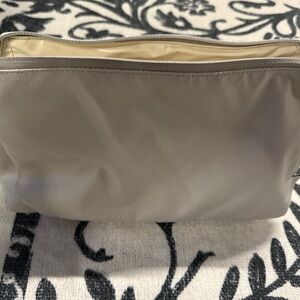 Canvelle Toiletry Bag